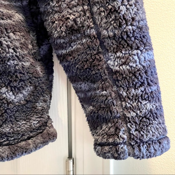 Alpine Sherpa Blue Aztec Print Fleece Size L - Picture 4 of 8